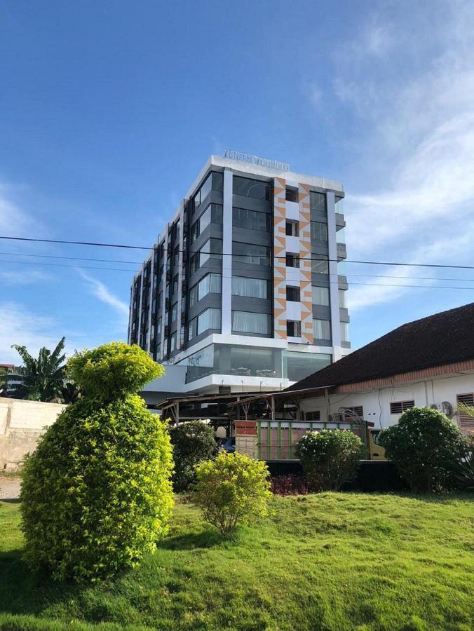 Zenith Premiere Hotel Baubau Exteriör bild